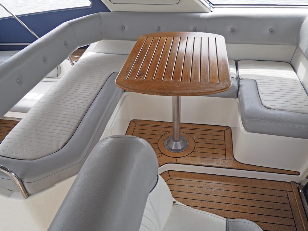 Steuerhaus, Innenausstattung